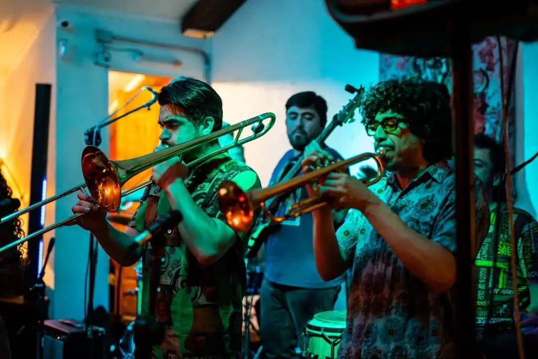Banda en vivo en Bar Social La Morada