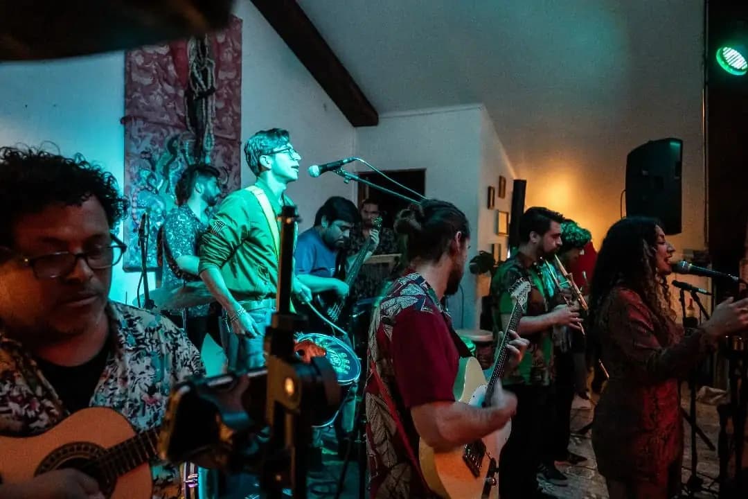 Banda en vivo en Bar Social La Morada